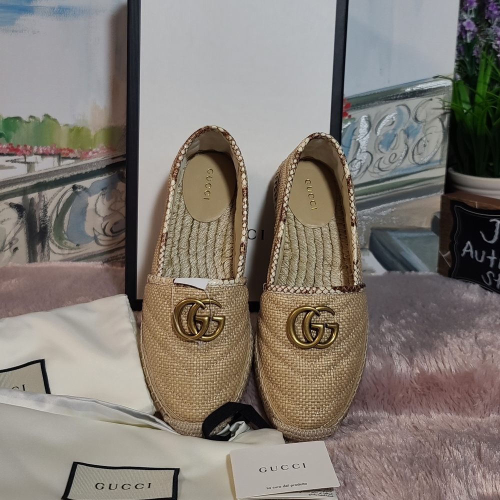 Gucci Women Chevron Raffia Espadrille with Double G, natural/brown.